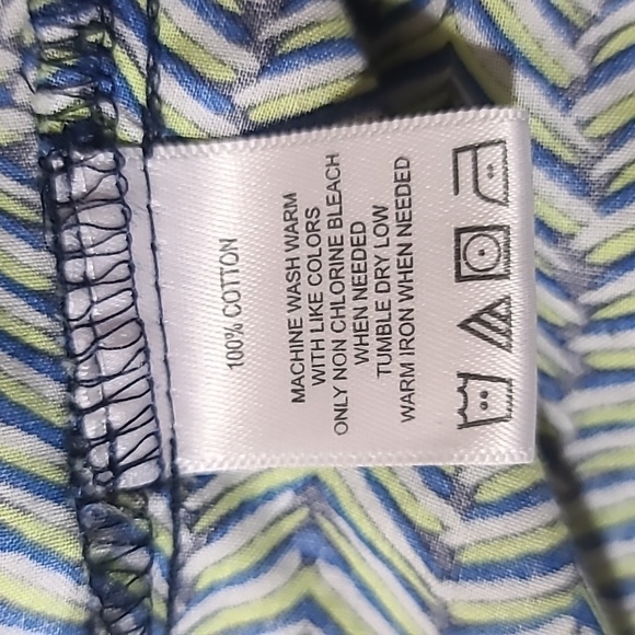 Foxcroft wrinkle free button front shirt - Picture 9 of 9